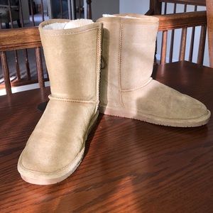 Short BearPaw boots!